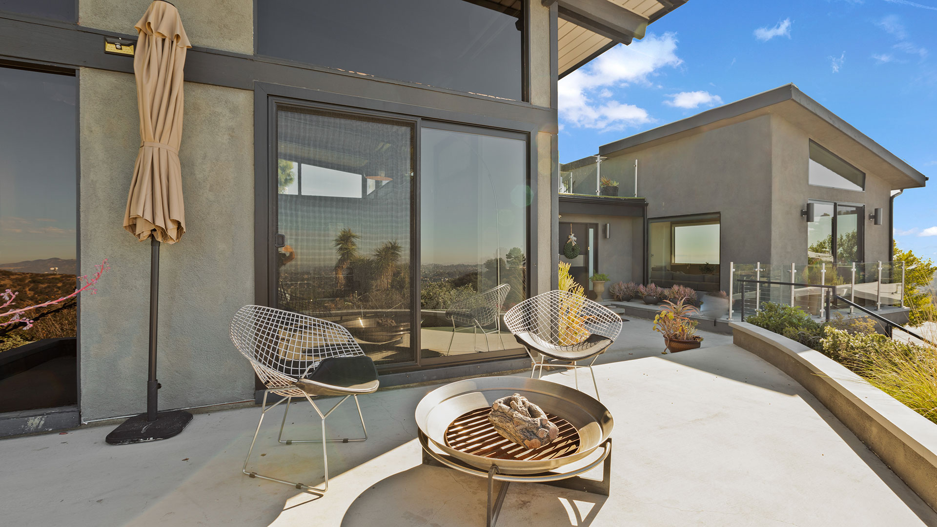 Pasadena Modern Porch