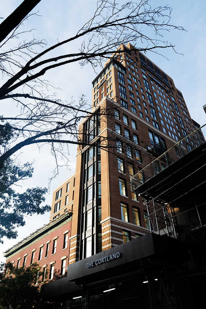 Keeping It Colorful Look Inside A 6 15m Paris Farino Designed Pad In Chelsea L