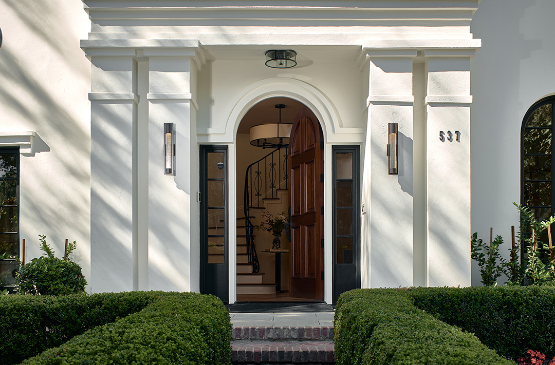 Hancock Park Home Renovated By World Renowned Designer Holly Hunt Asks 5m 537 Cherokee Hires 02