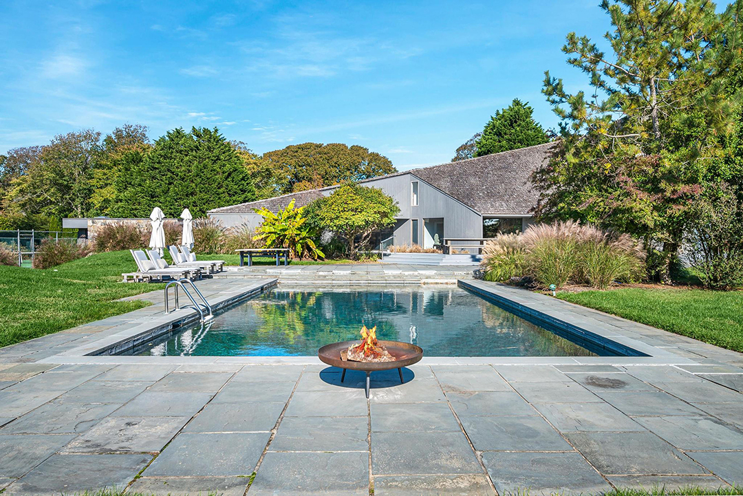 You Can Bid On A Spectacular Norman Jaffe Designed East Hampton Home Come December 100 Further Lane East Hampton New York28