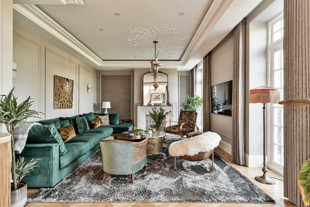A Stylish London Manor Asking 17 5m Comes To The Market 4
