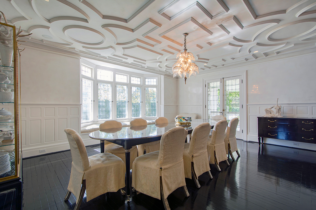 This Circa 1850 Southampton Manor Asking 25m Harkens To The Start Of Hamptons Summer Society S