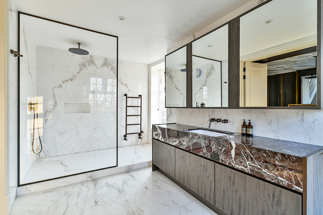 A Stylish London Manor Asking 17 5m Comes To The Market 32