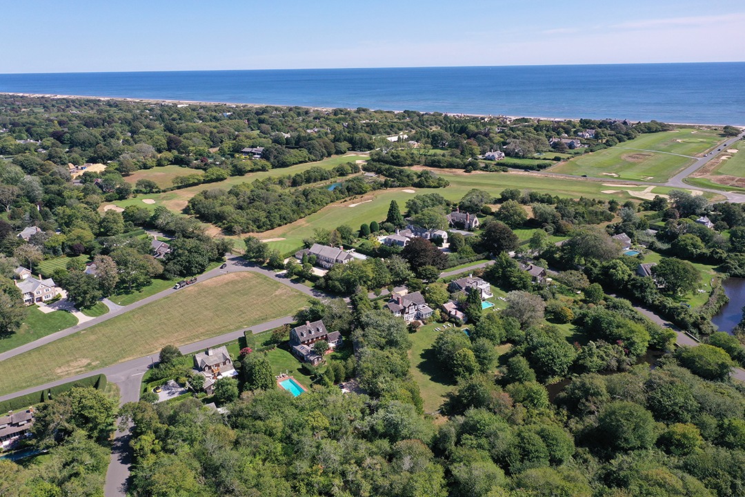 Inside A True Colonial In East Hampton Built In 1776 And Asking 9 9m 117 Egypt 02