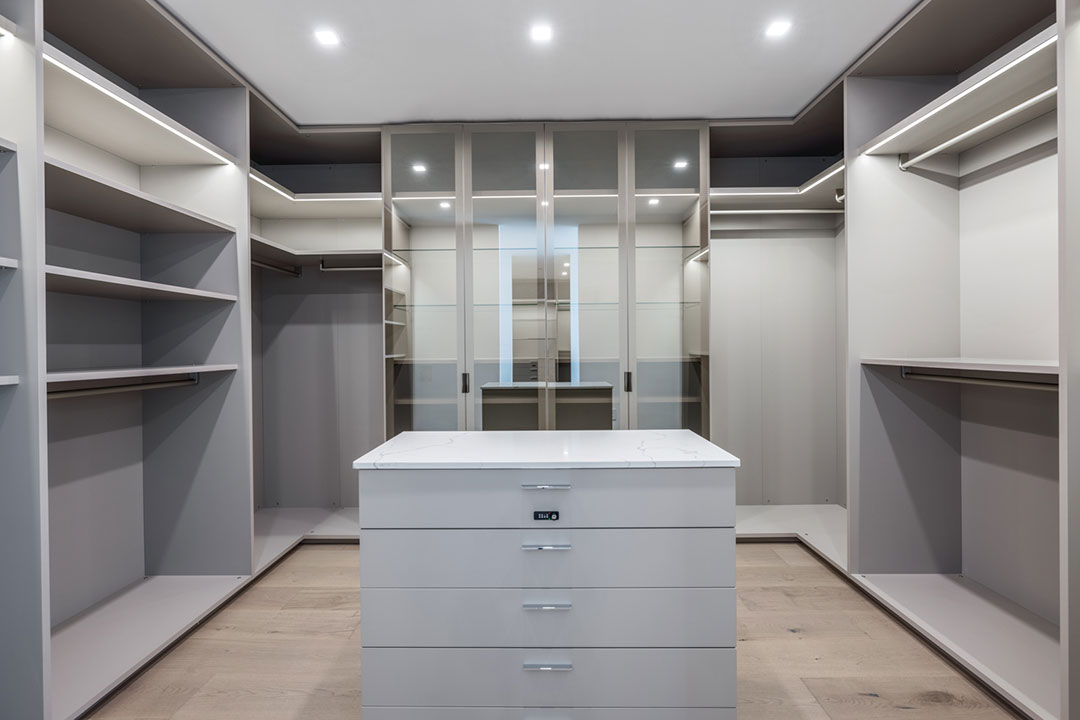 Future Miami Closet