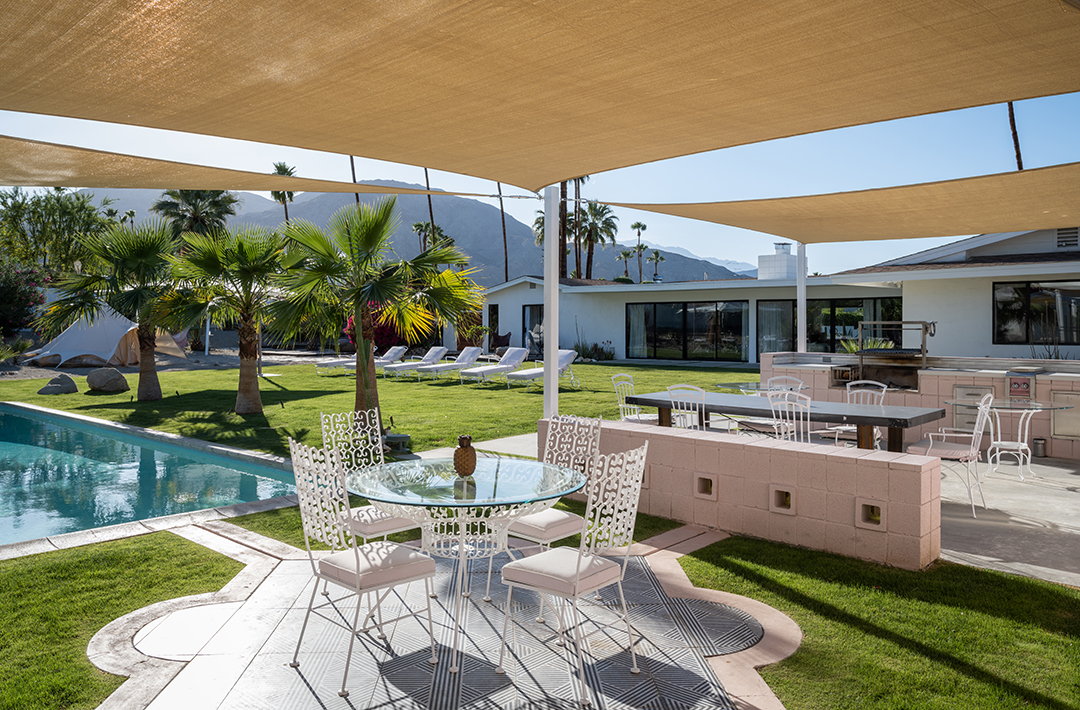Tour A Revamped Circa 1951 Midcentury Modern In Palm Desert Seeking 2 7m U