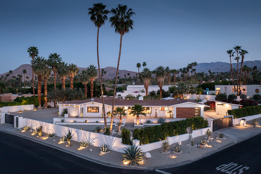 Tour A Revamped Circa 1951 Midcentury Modern In Palm Desert Seeking 2 7m A