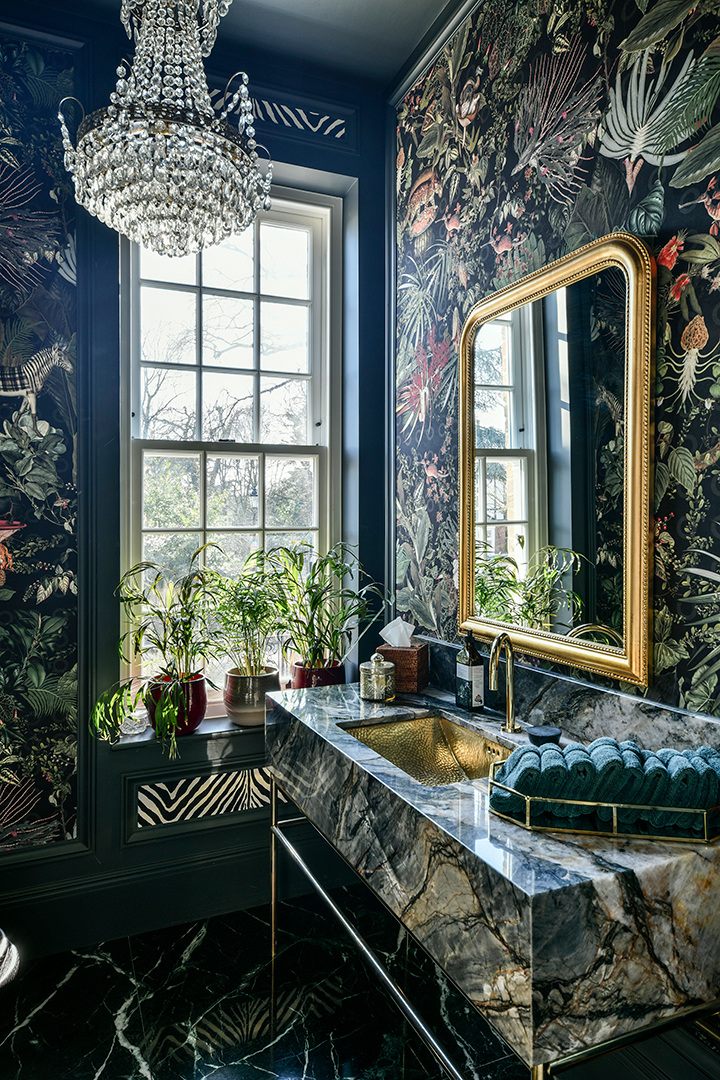 A Stylish London Manor Asking 17 5m Comes To The Market 25