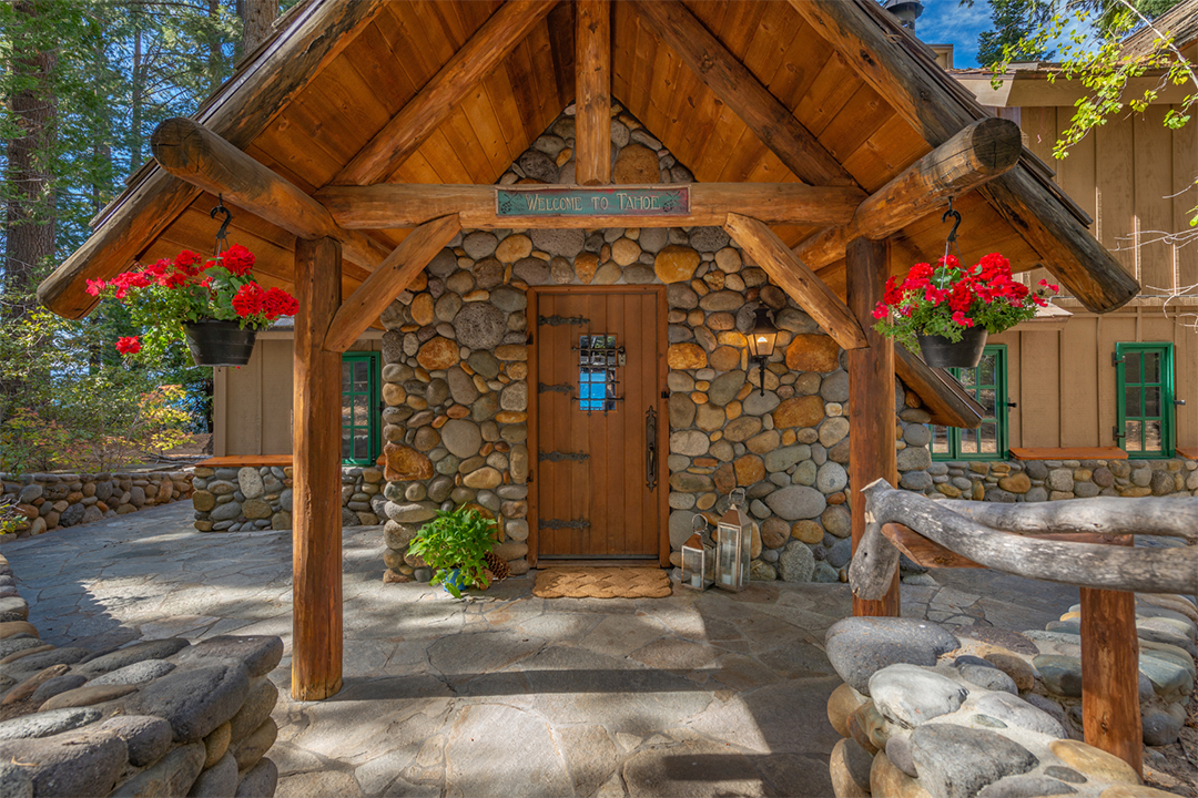 Explore A 25m Lake Tahoe Compound C