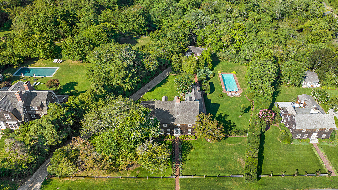 Inside A True Colonial In East Hampton Built In 1776 And Asking 9 9m 117 Egypt 03