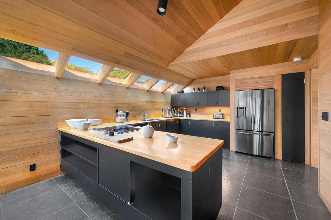 You Can Bid On A Spectacular Norman Jaffe Designed East Hampton Home Come December 100 Further Lane East Hampton New York08