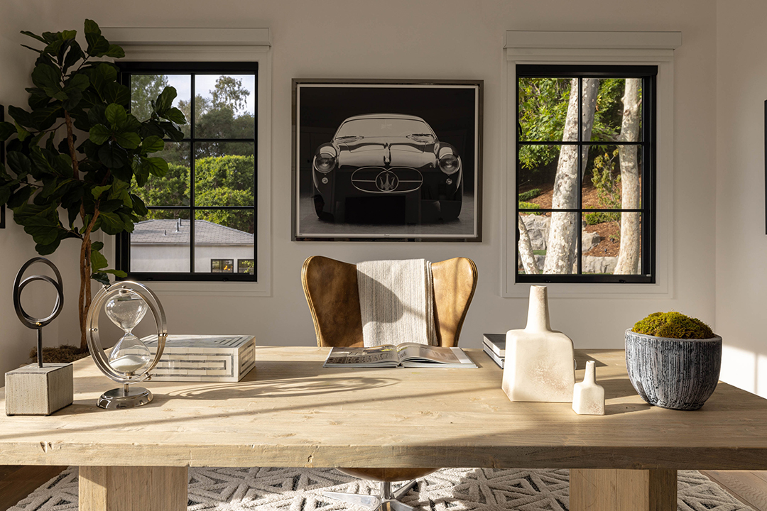 Mark Wahlbergs Former Home Famously Featured In Entourage Hits The Market 57