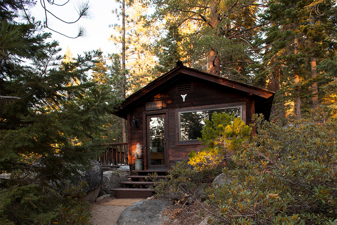 Explore A 25m Lake Tahoe Compound W