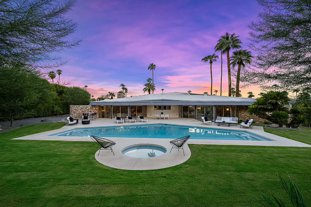 Elvis Ext Dusk Pool