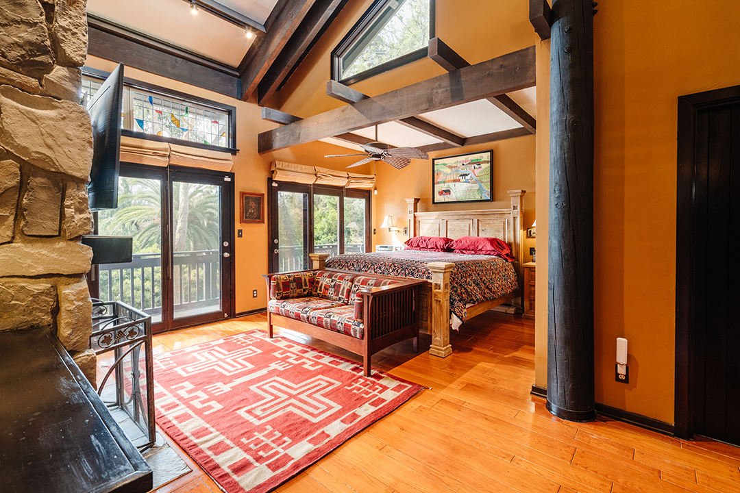 This 6 4m Home For Sale In L A Will Make You Steven Spielbergs Next Door Neighbor 9