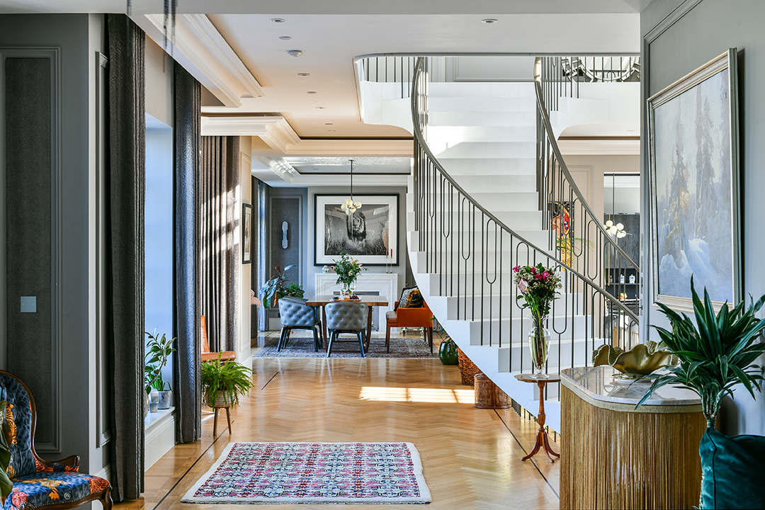 A Stylish London Manor Asking 17 5m Comes To The Market 3
