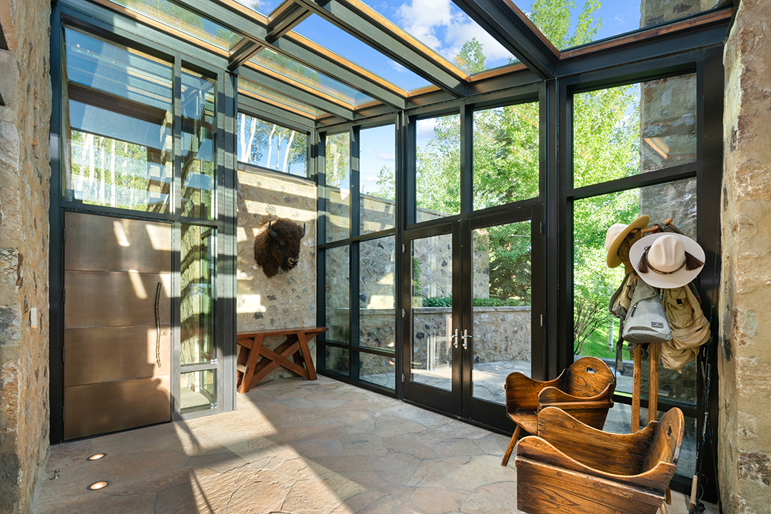 Winter Must Be Wonderful At This Dreamy Colorado Modern Asking 13 25m P