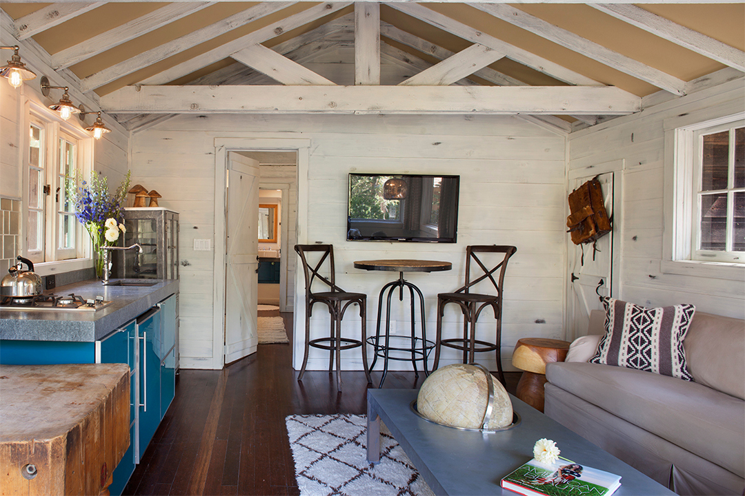 Explore A 25m Lake Tahoe Compound X