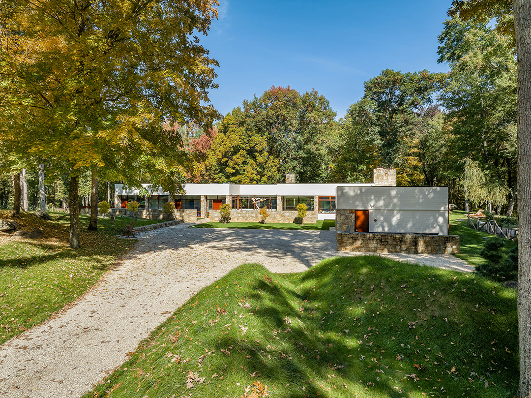 Dirty Dancing Producer Wants Almost 6m For This Picture Perfect Pound Ridge Home A