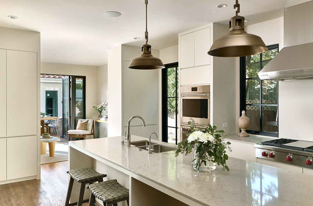 Hancock Park Home Renovated By World Renowned Designer Holly Hunt Asks 5m 537 Cherokee Hires 07