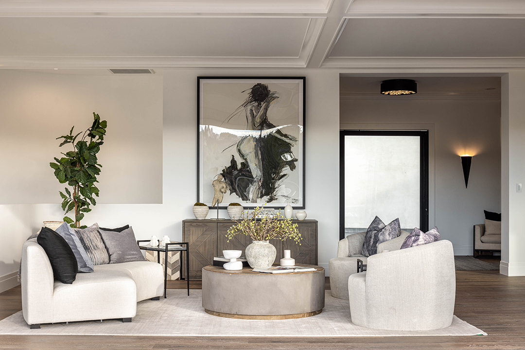 Mark Wahlbergs Former Home Famously Featured In Entourage Hits The Market 17