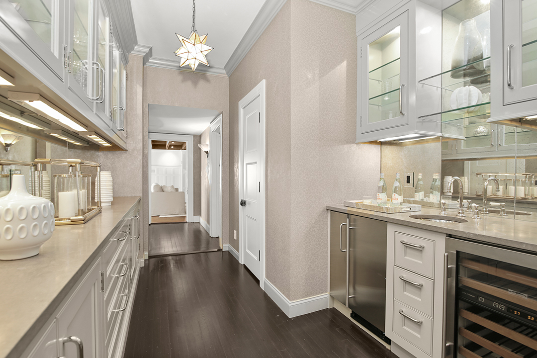 Inside A Reimagined 18th Century Grand Dame In Glamorous Greenwich Asking 6 6m L
