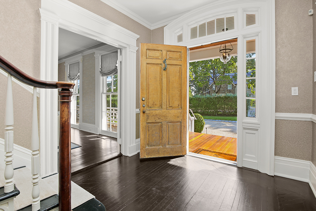 Inside A Reimagined 18th Century Grand Dame In Glamorous Greenwich Asking 6 6m E