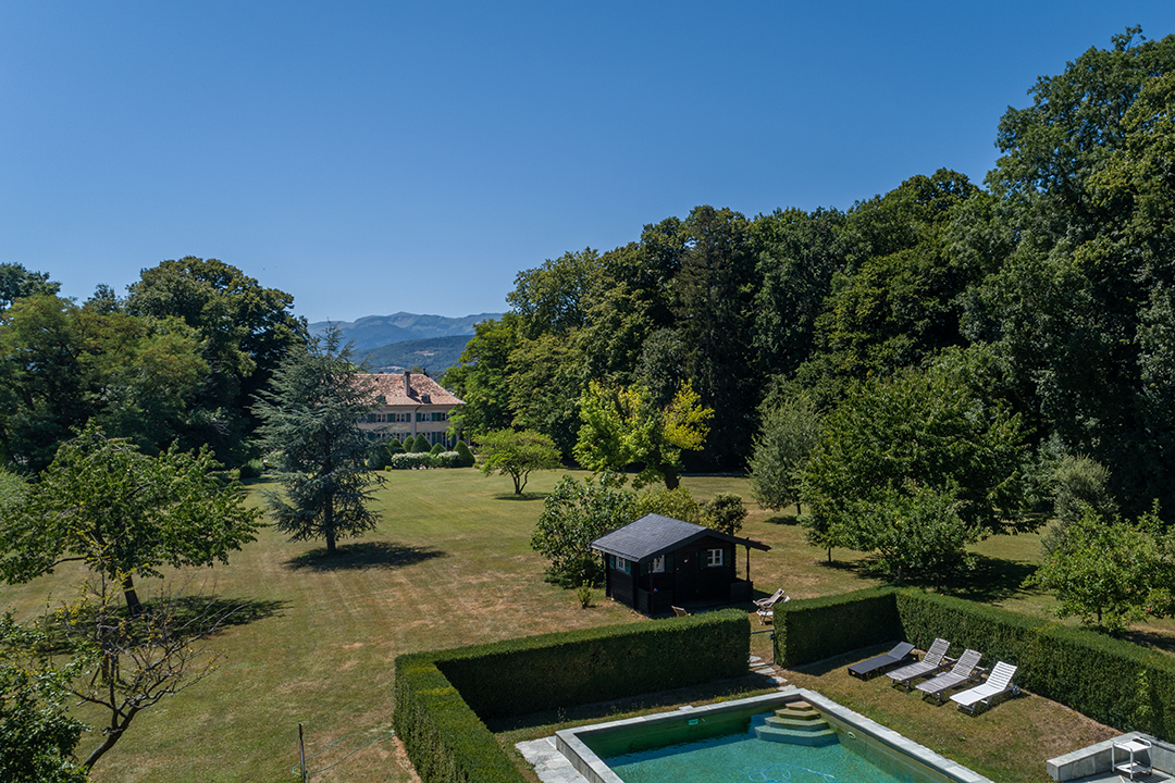 Imagine Coming Home For The Holidays To This Magical Home Asking 15 8m In Switzerland Aa