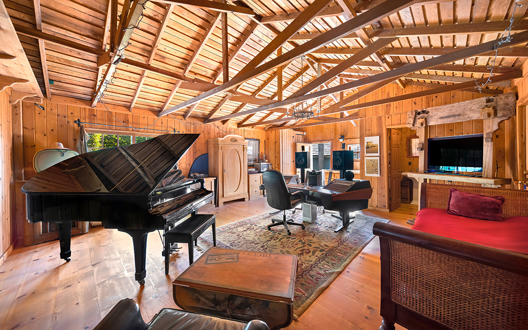 Tom Pettys Classic Midcentury Malibu Beach House Just Listed For Almost 9 9m J