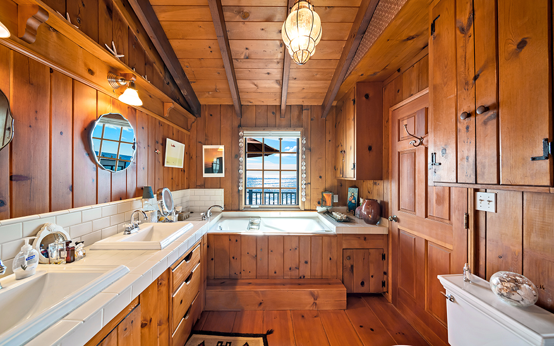 Tom Pettys Classic Midcentury Malibu Beach House Just Listed For Almost 9 9m X