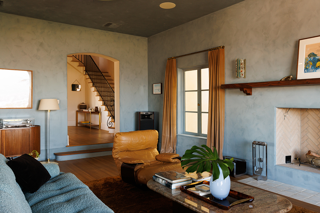 Actress Elizabeth Reaser Lists Boho Stunner In Los Feliz Brimming With Bold Earth Tones 3842 Carnavon Virtuallyherestudioscom 30