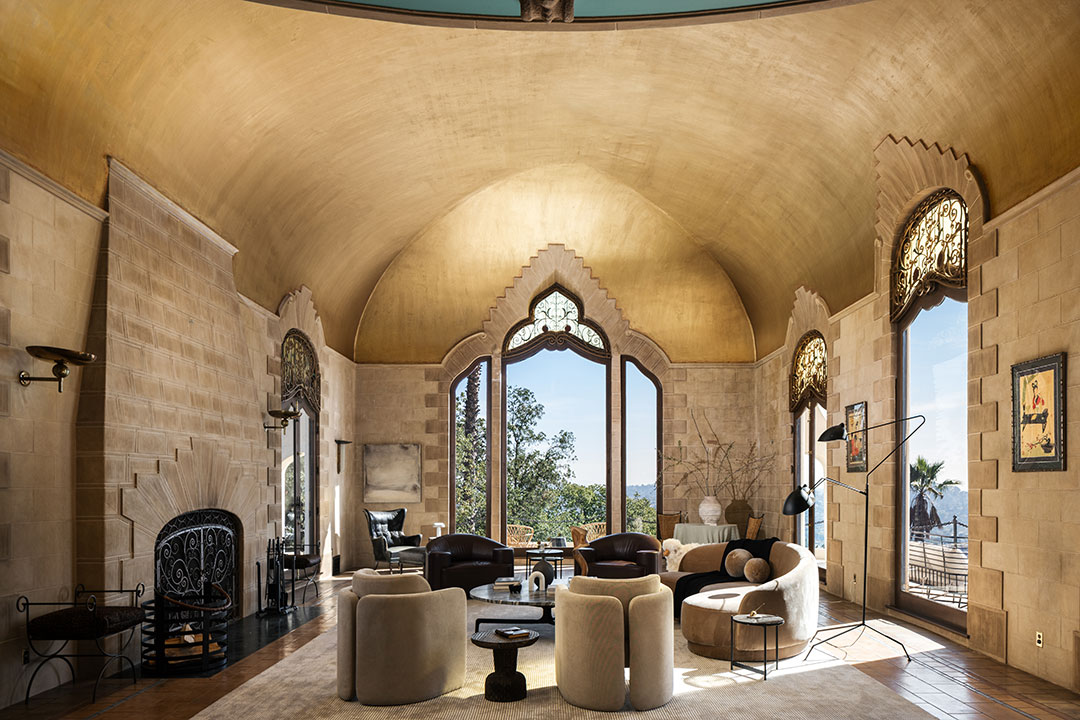 Red Hot Chili Peppers Grand Living Area