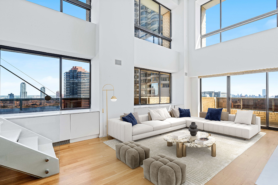 Supermodel Alessandra Ambrosio Parts Ways With Her Nyc Duplex Penthouse C