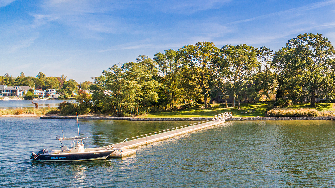 Tour An Award Winning Circa 1977 Coastal Modern In Mamaroneck Listed For 3 3m B
