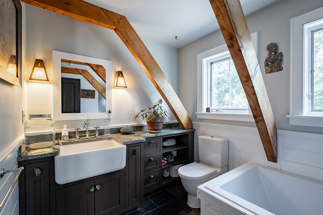 Tour A 2 5m Lakefront Compound In Vermont Where All Things Artistic Rustic And Bucolic Meet W