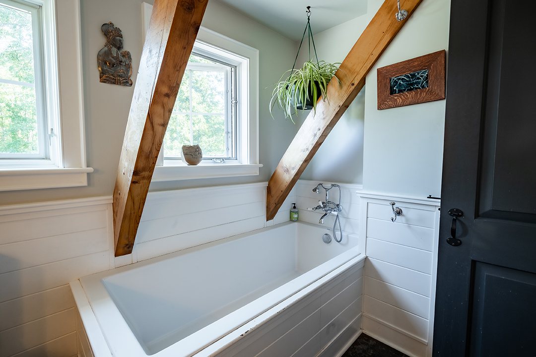 Tour A 2 5m Lakefront Compound In Vermont Where All Things Artistic Rustic And Bucolic Meet X