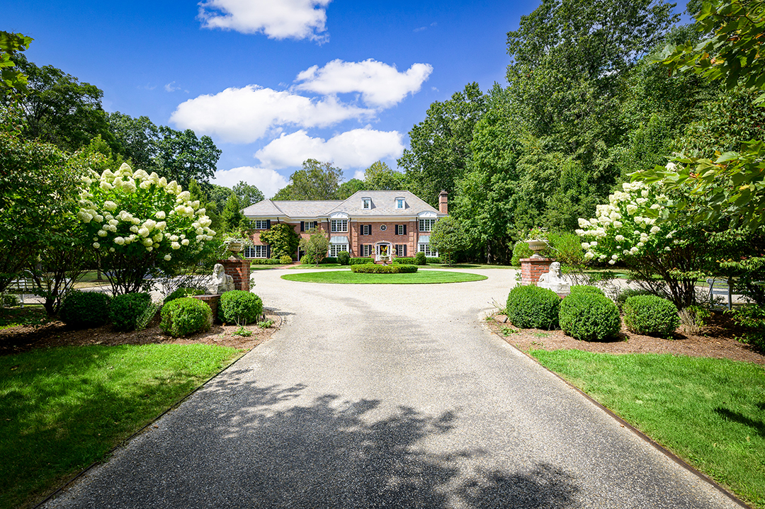 Delightfully Vintage 1920s New Canaan Manor Previously Featured In Ctcg Wants Just Under 4m B