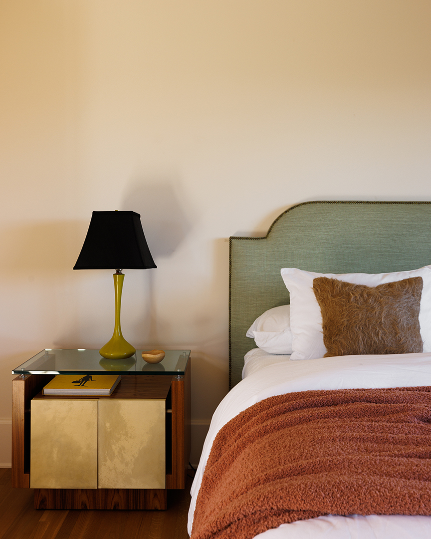 Actress Elizabeth Reaser Lists Boho Stunner In Los Feliz Brimming With Bold Earth Tones 3842 Carnavon Virtuallyherestudioscom 5