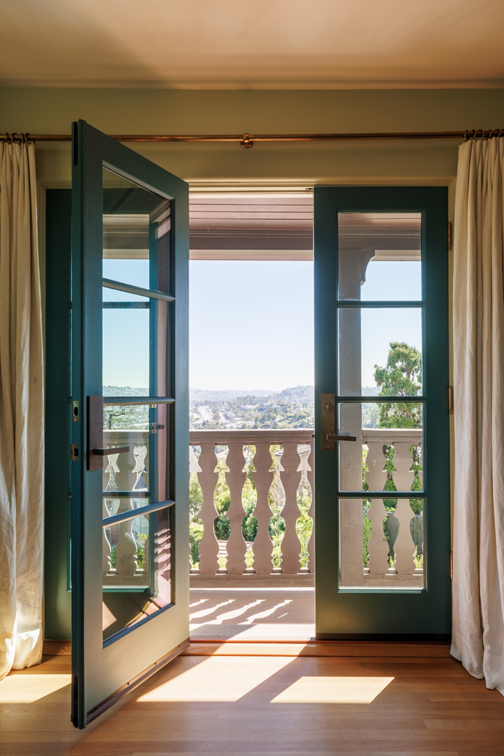 Actress Elizabeth Reaser Lists Boho Stunner In Los Feliz Brimming With Bold Earth Tones 3842 Carnavon Virtuallyherestudioscom 15