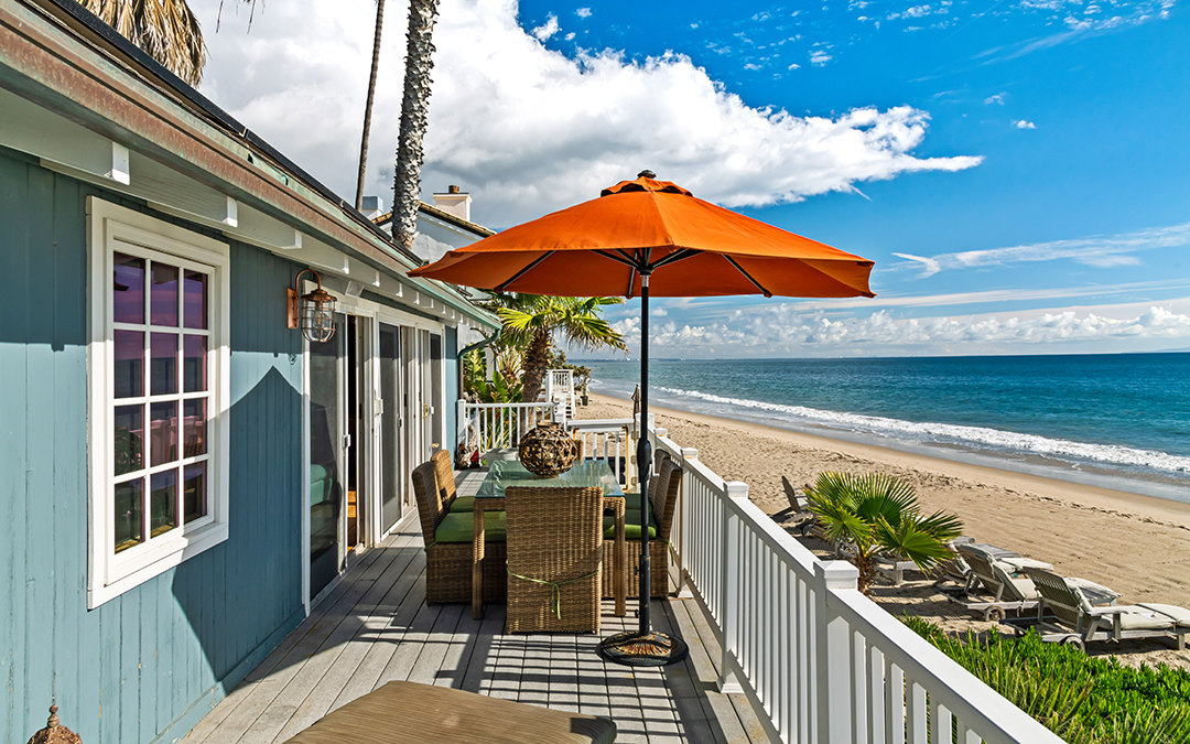 Tom Pettys Classic Midcentury Malibu Beach House Just Listed For Almost 9 9m Zzzz