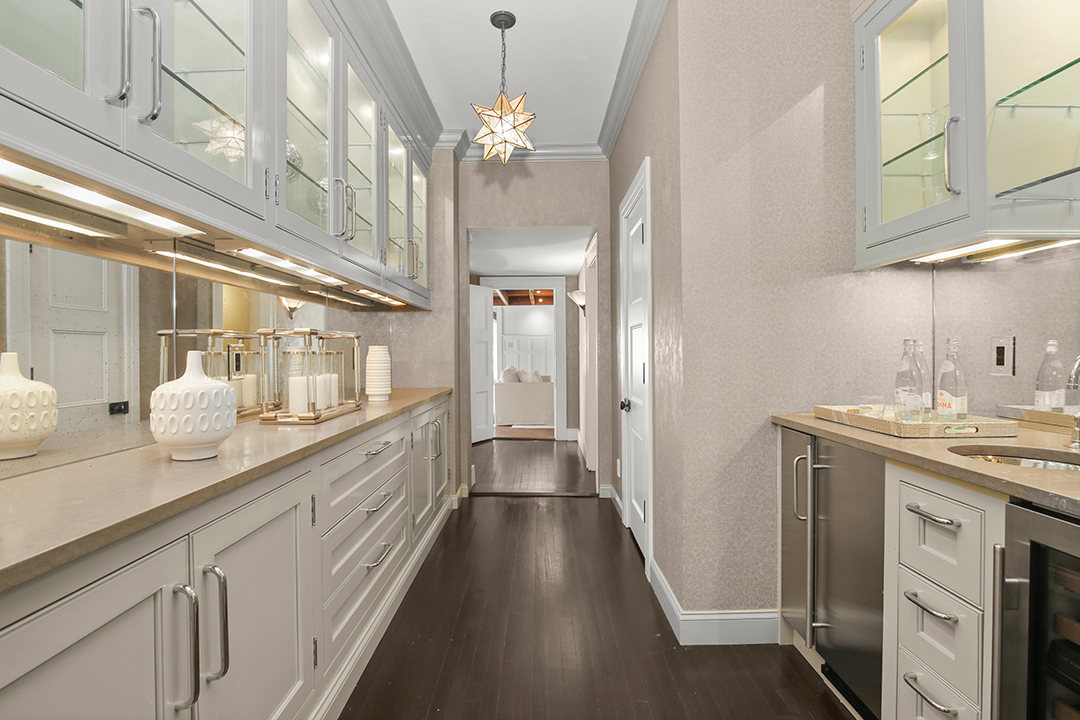 Inside A Reimagined 18th Century Grand Dame In Glamorous Greenwich Asking 6 6m M