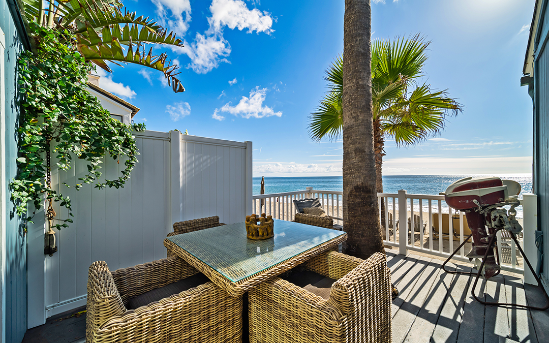 Tom Pettys Classic Midcentury Malibu Beach House Just Listed For Almost 9 9m S