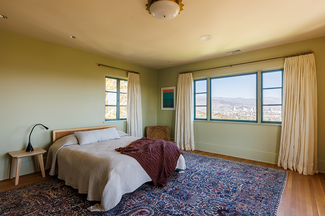 Actress Elizabeth Reaser Lists Boho Stunner In Los Feliz Brimming With Bold Earth Tones 3842 Carnavon Virtuallyherestudioscom 14