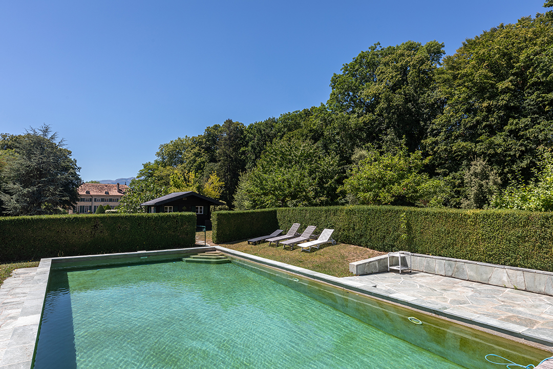 Imagine Coming Home For The Holidays To This Magical Home Asking 15 8m In Switzerland Zz