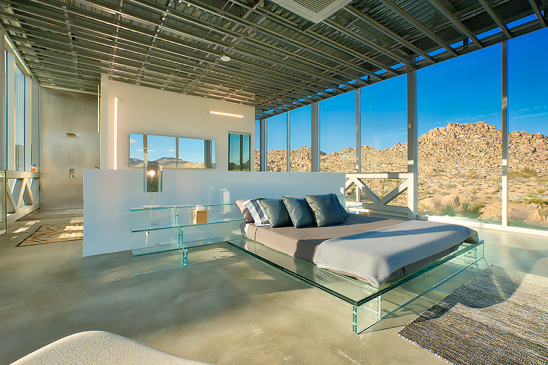 Film Producer Chris Hanleys Spectacular Invisible House In Joshua Tree Asks Masterbed4 Ashby