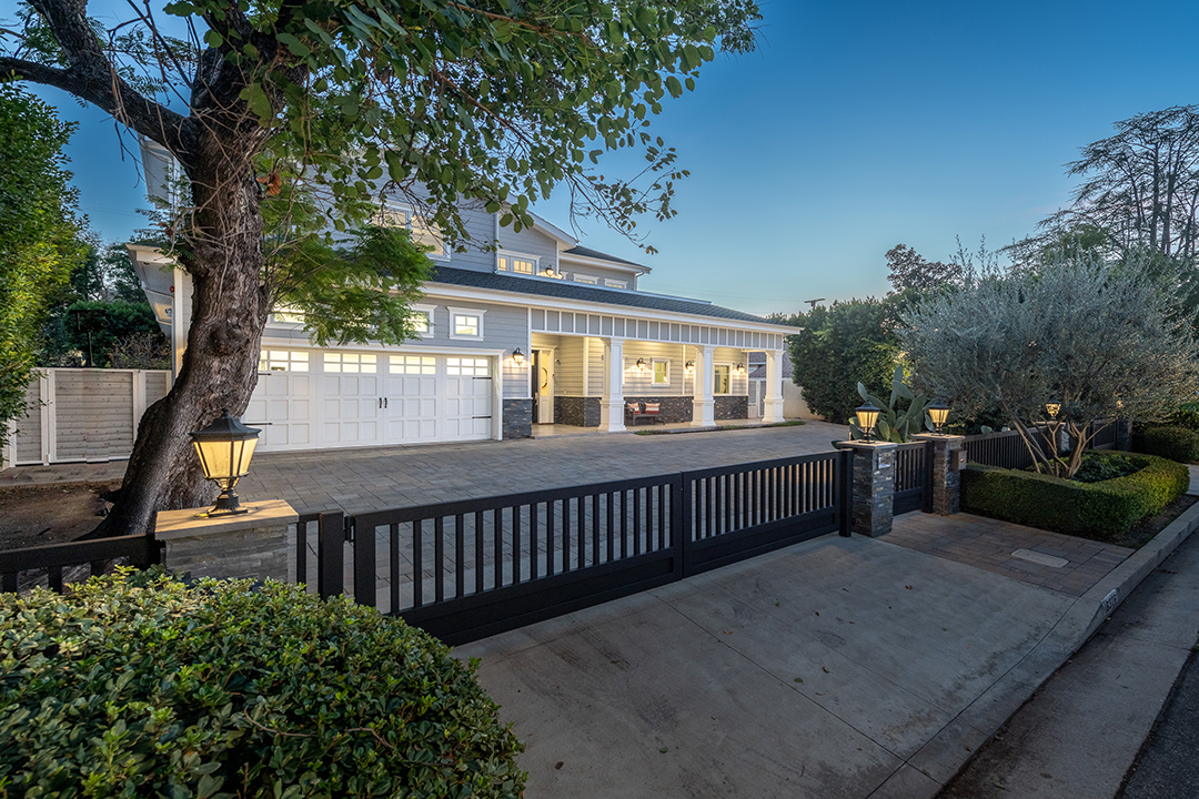 Comedian Colleen Ballinger Seeks To Sell Bright And Elegant Encino Dwelling A
