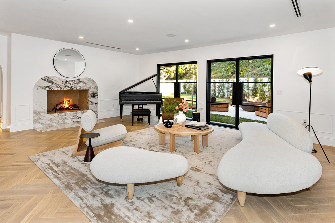 Look Inside An Interior Designers Clean L A Haven Listed For Nearly 4m M