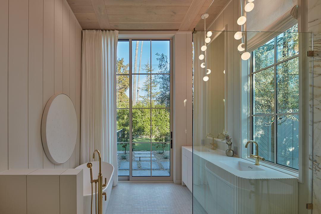 Brentwood Beauty Designed By Powerhouse Firm Muskoka Living Seeks 22m M