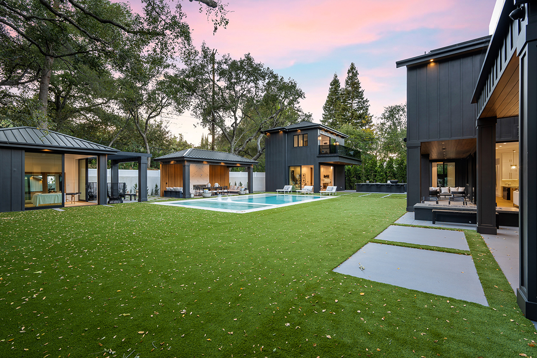 Michael B Jordans Stylish L A Compound Hits The Market Asking 13m 25