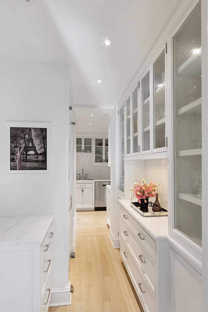 Lenox Hill 2 Br Pantry
